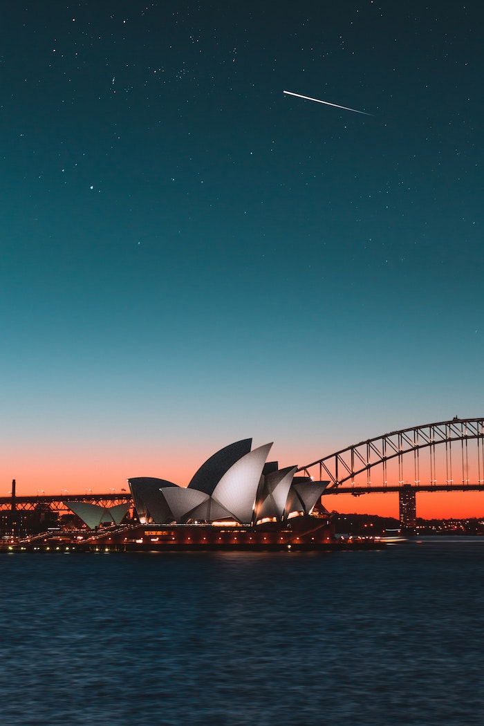 Sidney opéra au coucher de soleil, le plus beau paysage fantastique, photo de paysage, la magie de notre monde