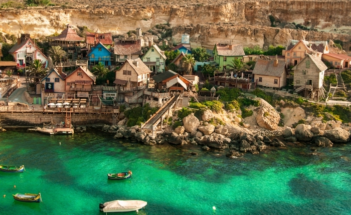 photo village de Popeye Malta, choisir un bel fond d'écran pour son ordinateur, exemple de fond d écran gratuit