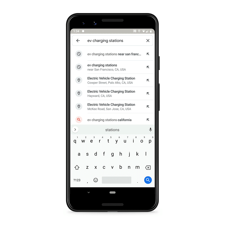image gif de l'application Google Maps qui permet de trouver les stations de recharge disponibles en temps réel pour voitures électriques aux états unis et en Angleterre