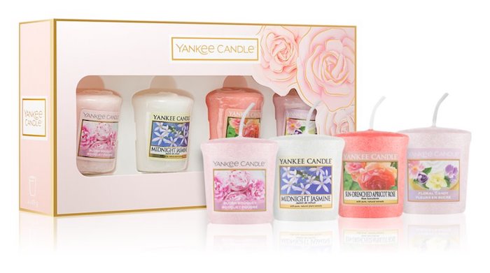 yankee candle, idée de coffret cadeau femme de bougies aromatiques avec quatres bougies parfum fleurs