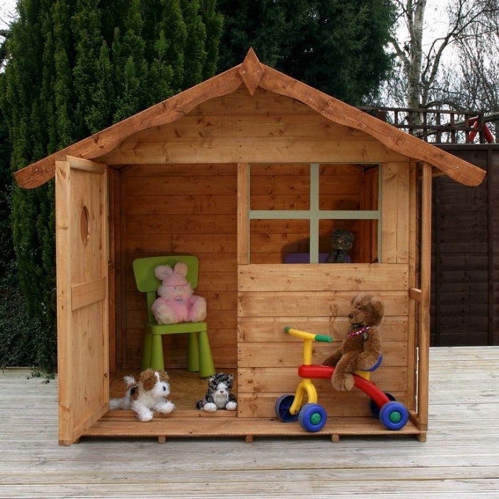 comment fabriquer une cabane de jardin enfant, étapes de construction maison bois pour jardin, exemple construction en bois