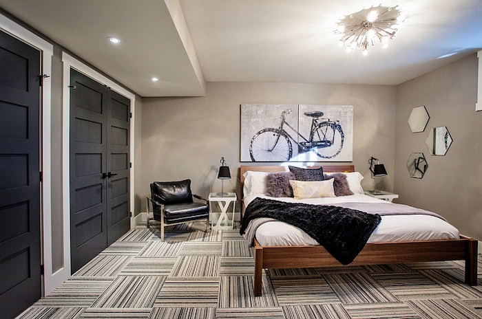 Bicyclette art sur le mur, etagere rangement pour la chambre à coucher, astuce rangement chambre