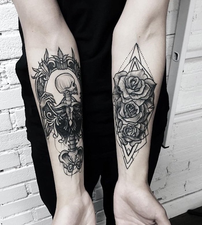 tatouage rose entourée de formes géométriques et tatouage squelette et couronne d épines