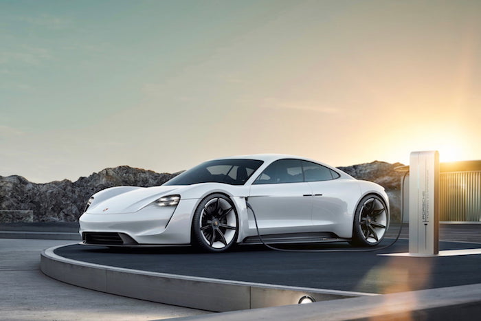 LA veut éliminer les voitures à essence en 2030, loi de la mairie de Los Angeles, Porsche électrique véhicule