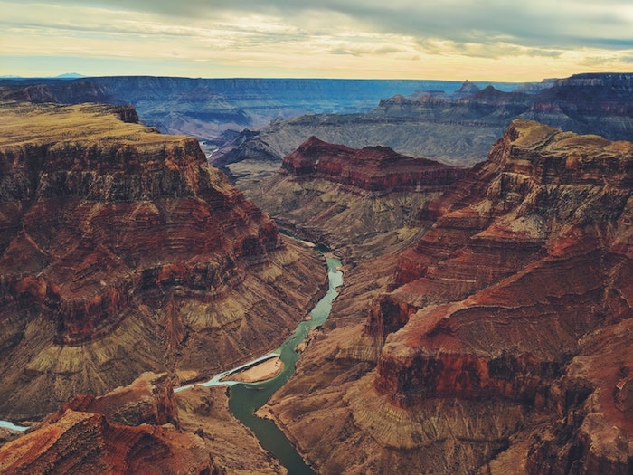 Amérique de nord paysage du grand canyon et la rivière, les plus beaux pays du monde, fond d’écran paysage