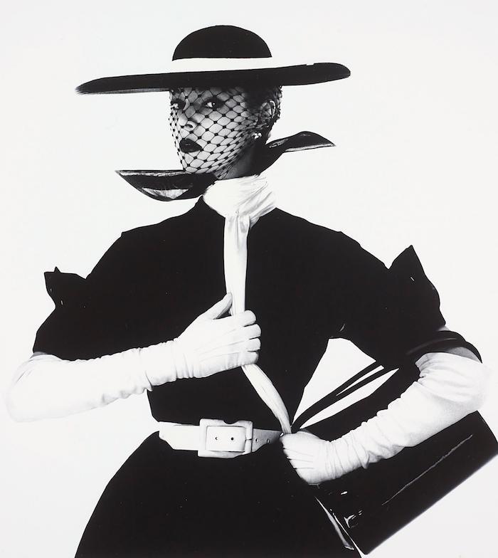 Luxueuse vogue 1950, comment s'habiller à la mode des années 50, tenue année 50, être une femme stylée