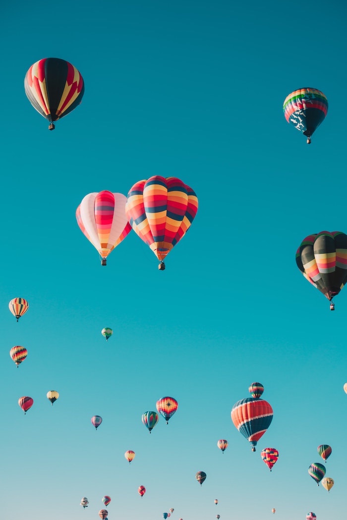 Ballons dans l'air, fond d'écran tumblr, fond d'écran été paysage paradisiaque, Cappadoce photo des montgolfières, ballons à air chaud colorés