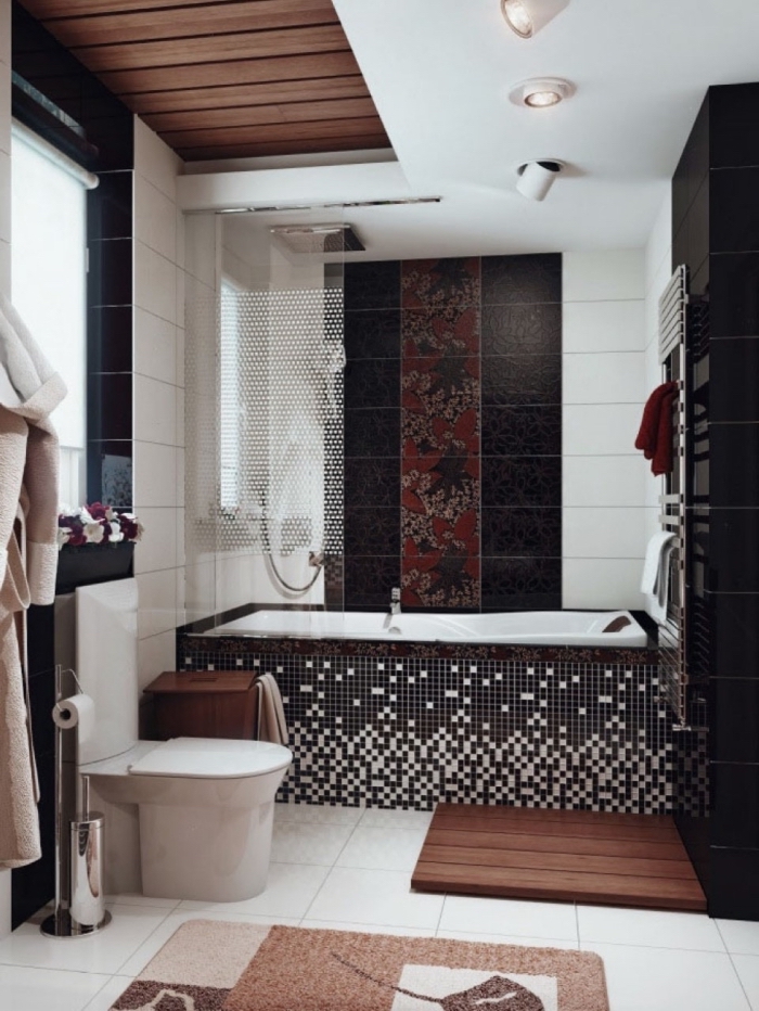 design intérieur contemporain avec éléments de style ethnique, modèle petite salle de bain en noir et blanc avec bois