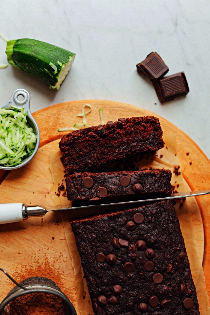 pain de courgettes au chocolat noir, recette dessert vegan, gâteau au chocolat vegan et healthy 