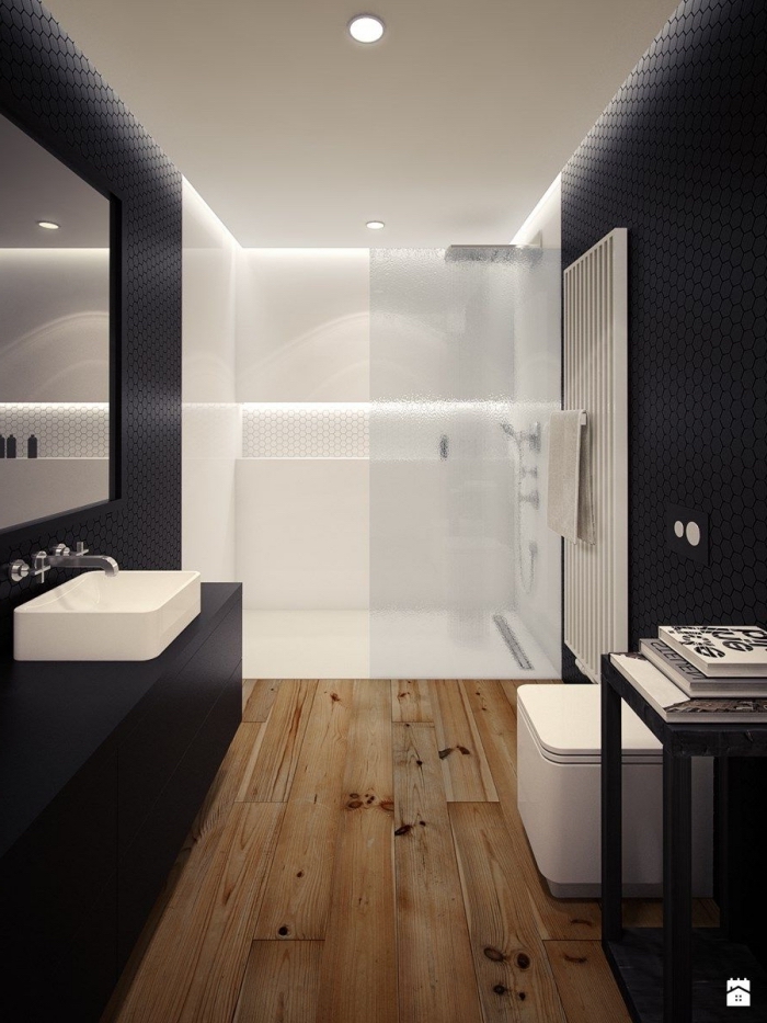 design intérieur contemporain dans une salle de bain avec cabine de douche aux murs noirs et plancher en bois