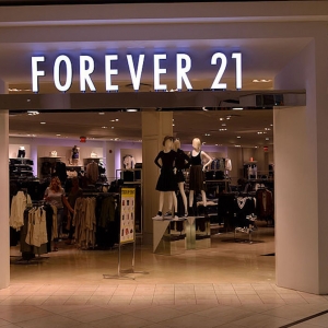 Forever 21 offre des barres diététiques et crée la polémique