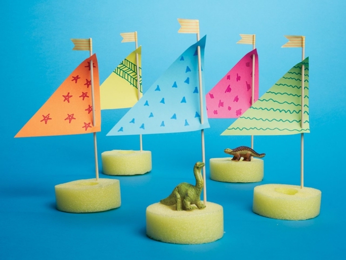 modèles de créations en papier faciles pour enfants, comment faire un bateau en papier facile, activité manuelle facile 3-5 ans