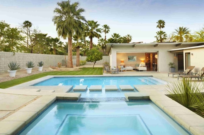 design extérieur moderne et minimaliste avec jardin zen et piscine, idée amenagement exterieur piscine et terrasse béton