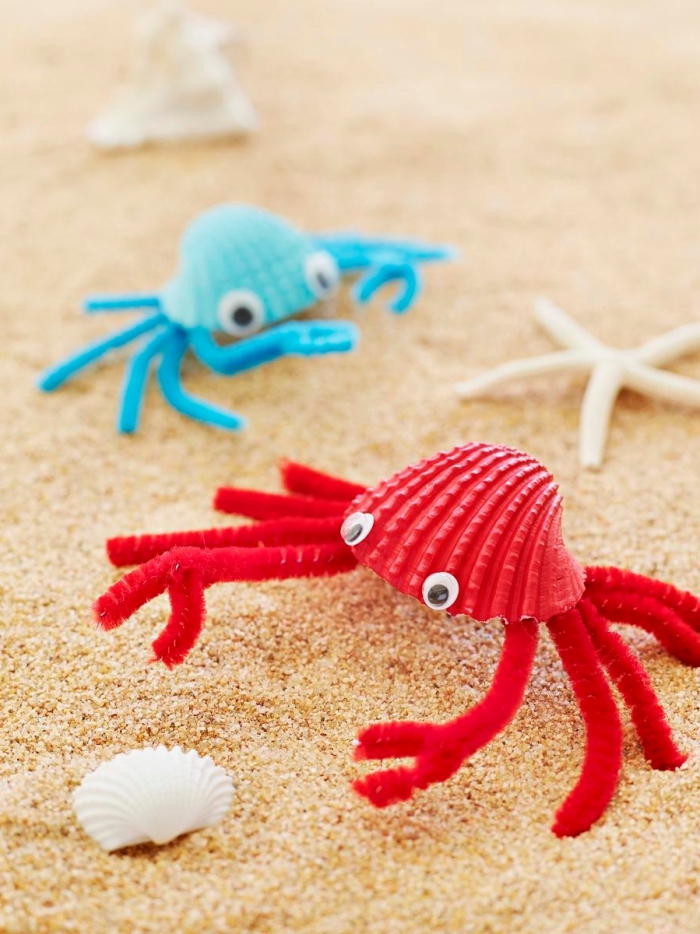 activité manuelle facile 3-5 ans, fabriquer des jouets crabes en coquillage et fil de fer, loisir créatif facile et rapide pour enfant