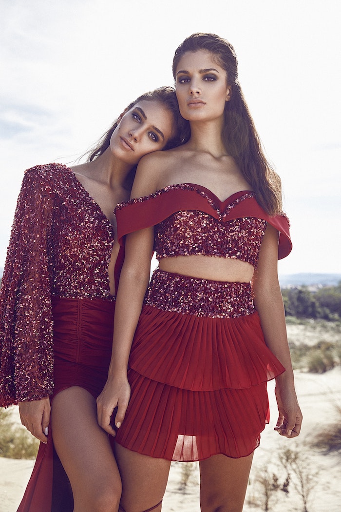 Belle tenue de soirée rouge pailleté, Comment s'habiller bien pour une occasion spéciale, tenue à la mode 2019