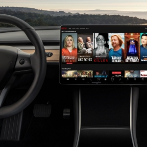 Netflix et Youtube arrivent à bord des voitures Tesla