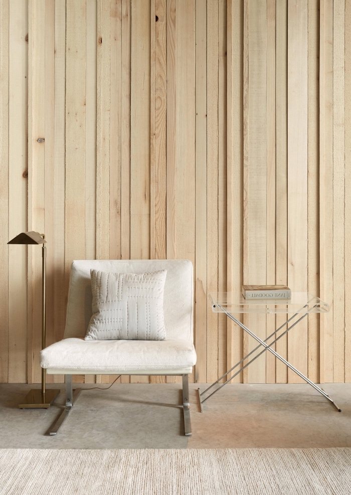 décoration intérieure de style moderne et minimaliste aux couleurs et matériaux naturels, idée décoration murale bois