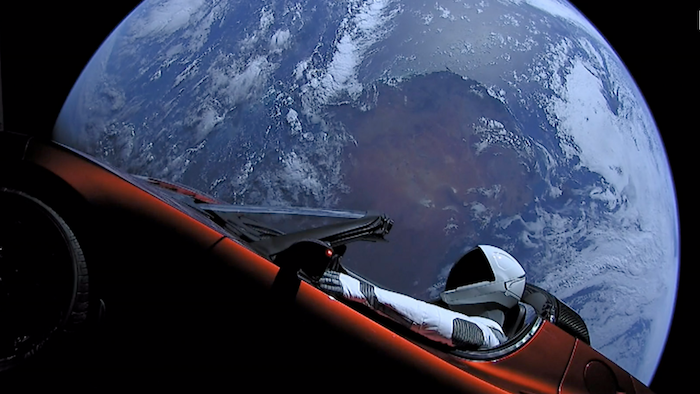 Le mannequin Starman de la société SpaceX vient de finir sa première orbite autour du soleil