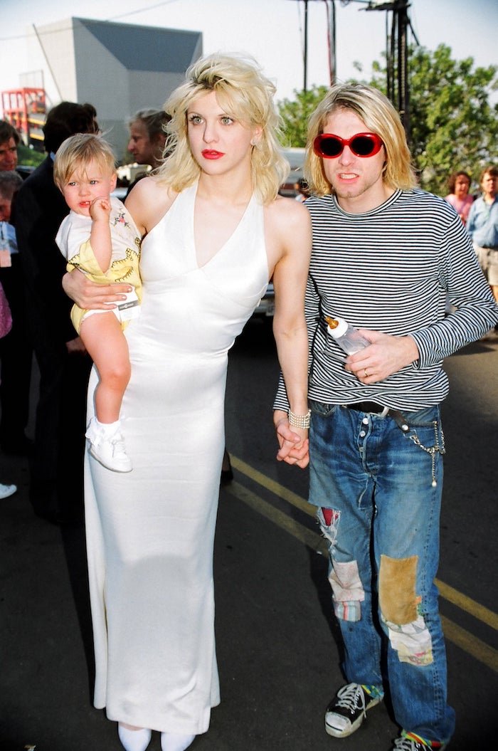 Kurt Cobain et Cortney Love simple à imiter tenues, deguisement couple avec bébé, s'habiller à la mode annee 90, déguisement annee 90 