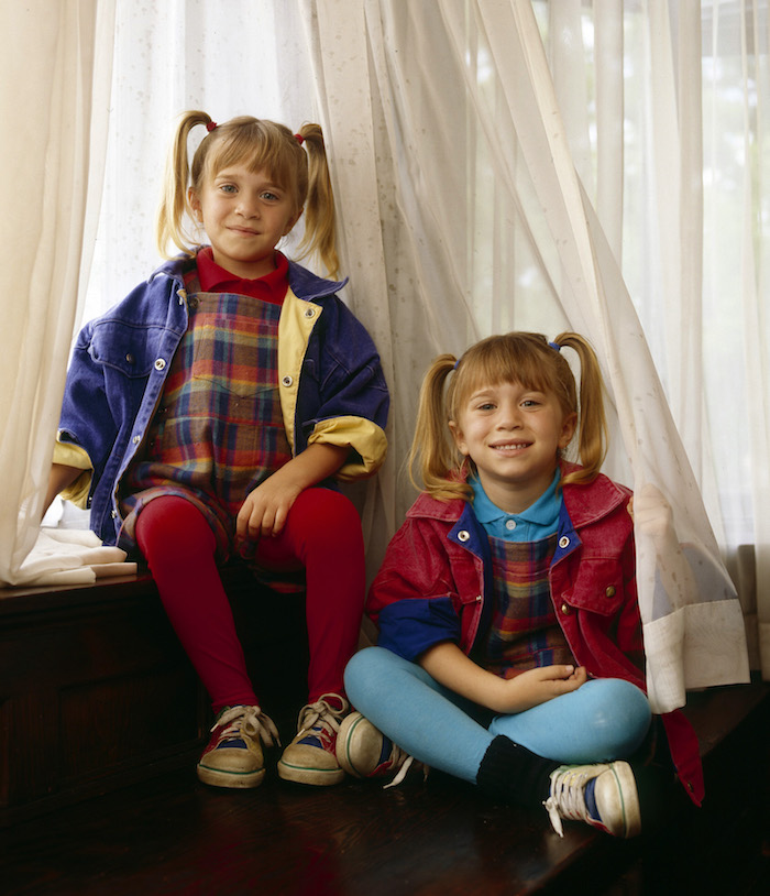 Mary-kate et ashley olsen photo idée vetement année 90, deguisement film vintage inspiration