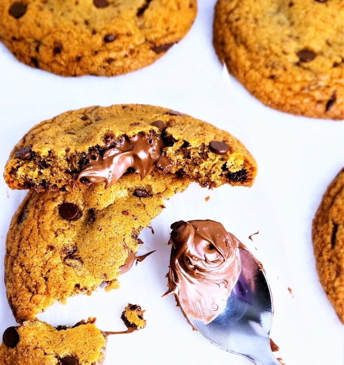 recette cookies nutella aux pepites de chocolat, comment faire des cookies, petit dejeuner ideal