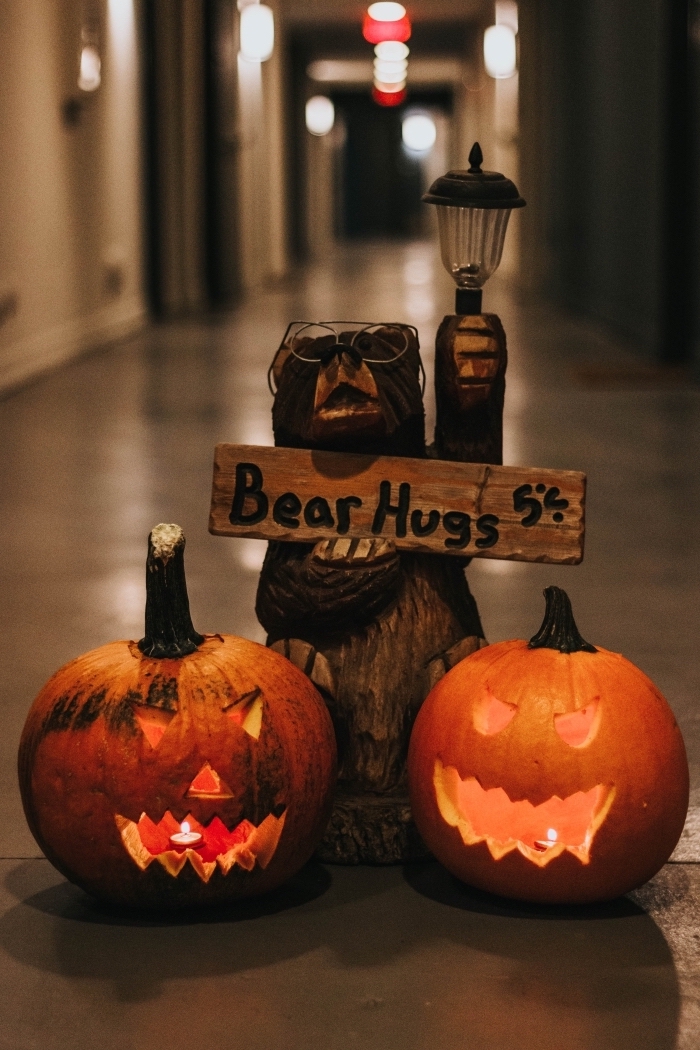 idée décoration à faire soi-même pour la fête de Halloween, diy lanterne Jack'O avec bougies, déco terrifiante Halloween