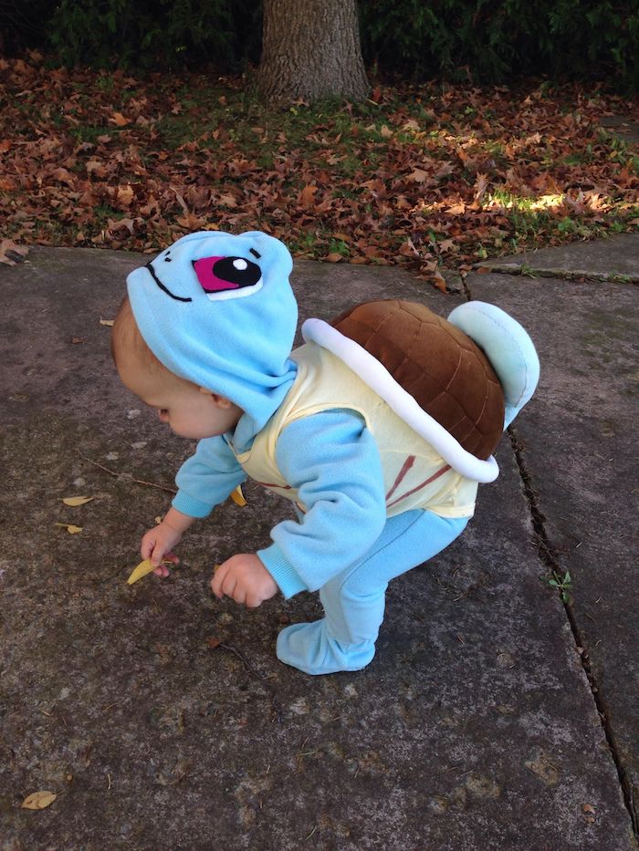 Pokemon idée comment deguiser son enfant, moderne déguisement pikachu, bébé en costume bleu