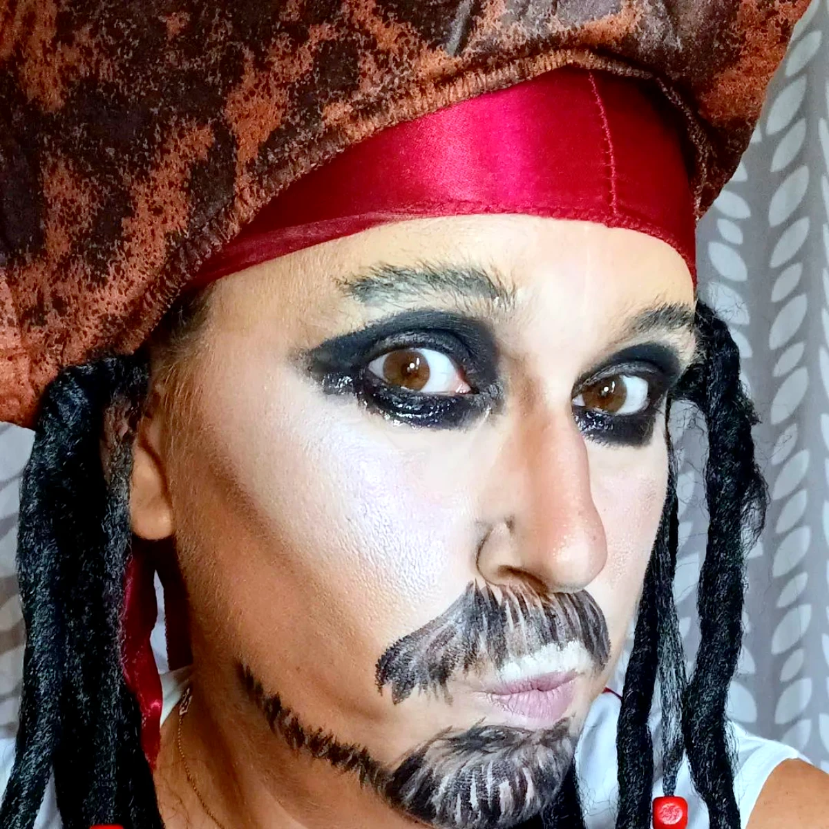 maquillage pirate pour homme halloween