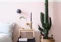 Rafraîchir les murs de son foyer à l’aide de la couleur tendance rose poudré