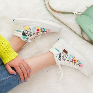 Customiser ses chaussures - idées et astuces pour réussir