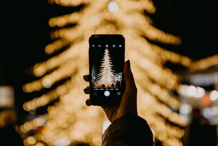 Sapin de Noël illuminé, joyeux noel image, fond d'écran image joyeux noël, photo iphone