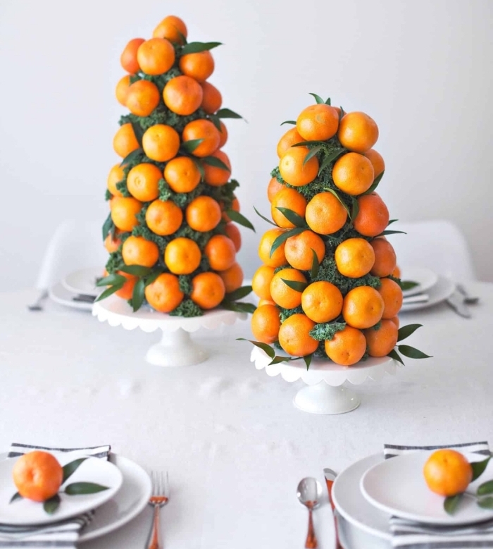 décoration de noel à fabriquer soi meme avec fruits, modèle d'arbre de Noël diy avec clémentines et chou kale