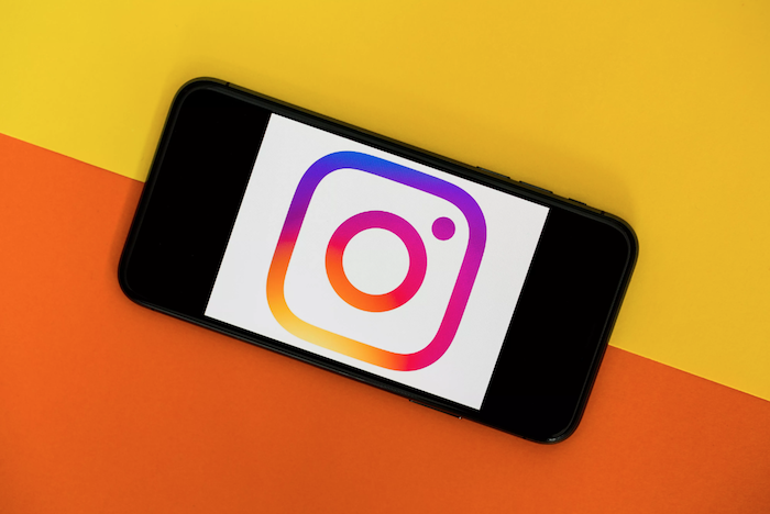 Instagram demande demande à ses nouveaux abonnés de renseigner leur date de naissance