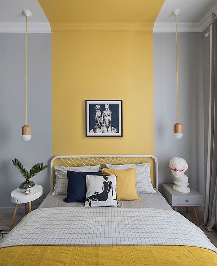 Gris et jaune peinture murale pour la chambre à coucher moderne, idée chambre bleu nuit, peindre une chambre en deux couleurs