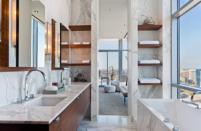 Bois et marbre association parfaite pour la salle de bains stylé, peinture salle de bain, intérieur design intemporel, belle salle de bains