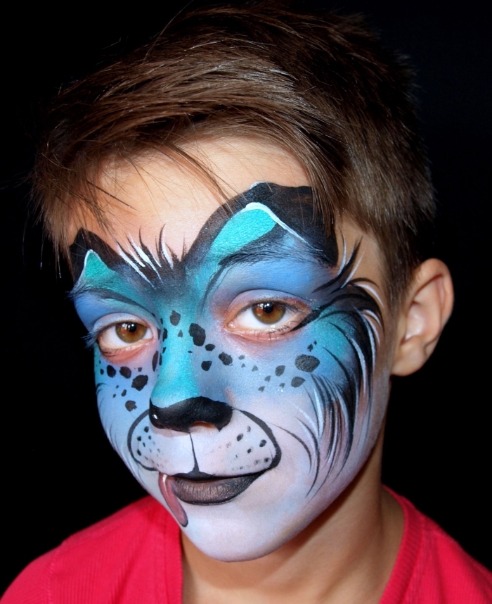 exemple de desguisement carnaval à réaliser soi-même avec un maquillage en peinture facile pour enfant façon animal