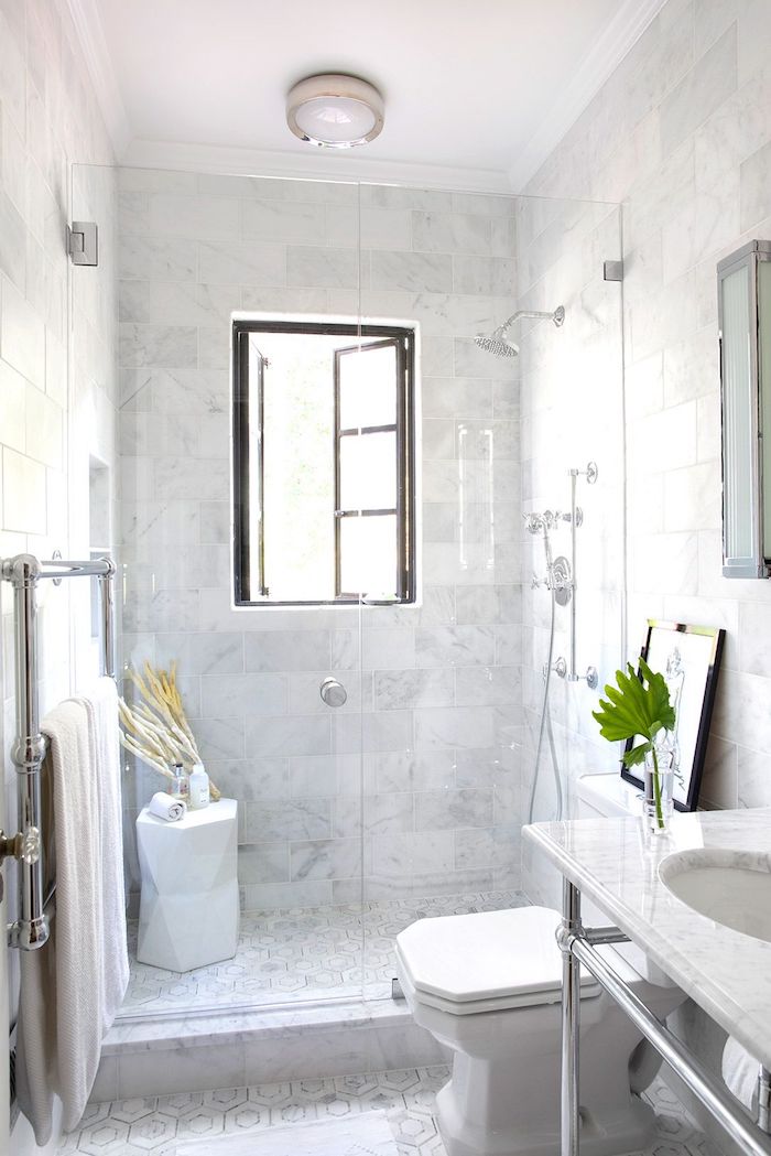 Comment aménager une petite salle de bains en marbre, beau modele salle de bain, les plus belles salles de bains blanches moderne