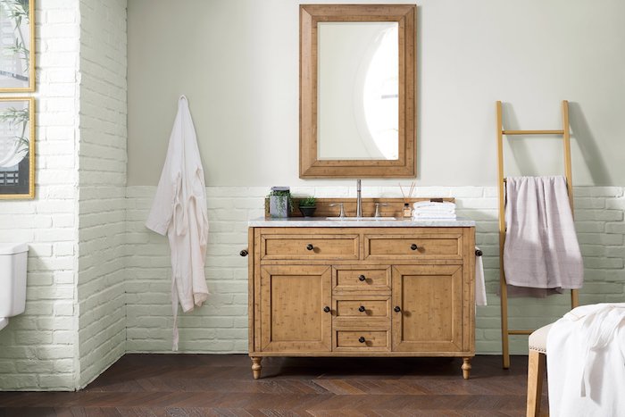 Meuble lavabo en bois, echelle de rangement, idee de salle de bain déco peintures, tendances chez la idee deco salle de bain
