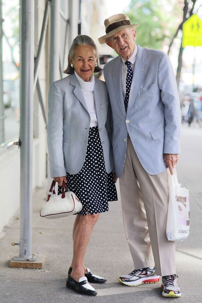 Couple stylé plus de 60 ans comment s habiller, casual chic homme, look homme stylé comment bien s'habiller