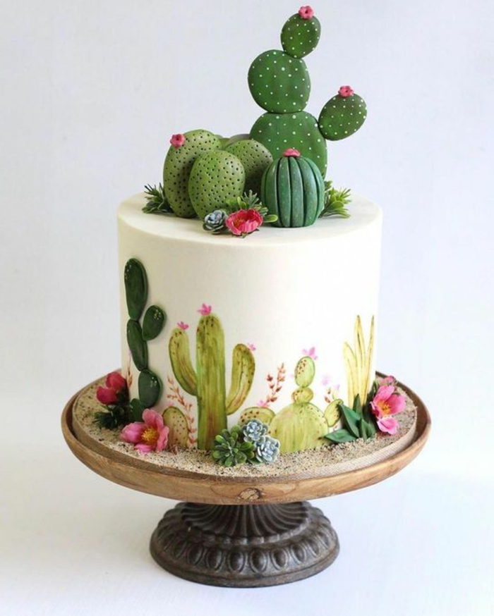 Cactus en pate a sucre déco gateau d anniversaire facile pour fille, gateau au chocolat anniversaire