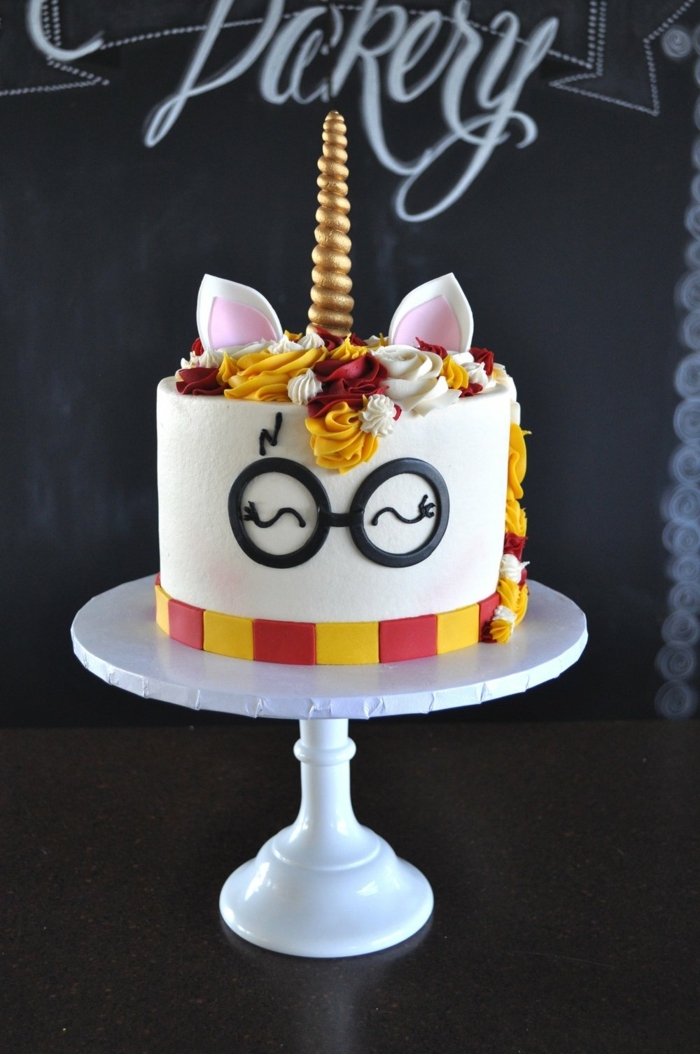Harry Potter licorne gateau au chocolat anniversaire, gâteau d'anniversaire adulte pour femme