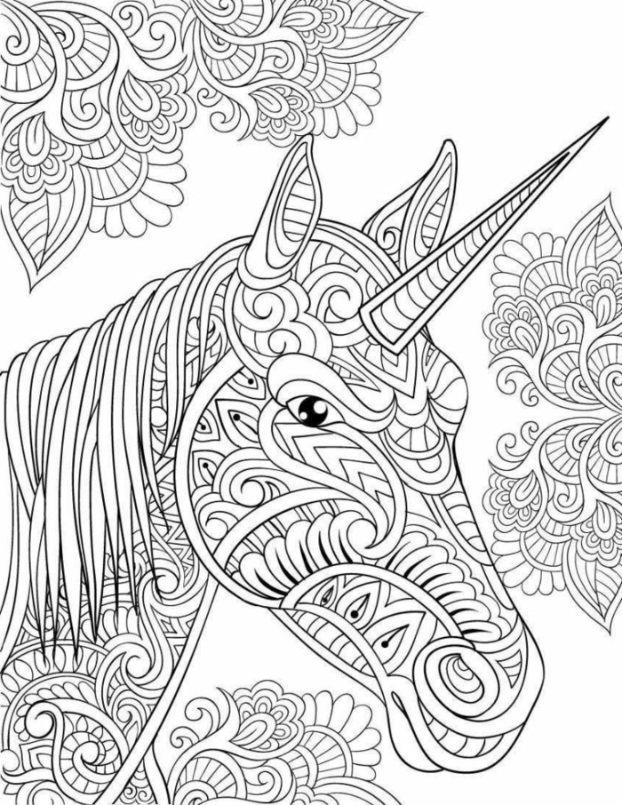 Licorne mandala dessin a colorier adulte, coloriage adulte, page dessin noir et blanc à colorer 