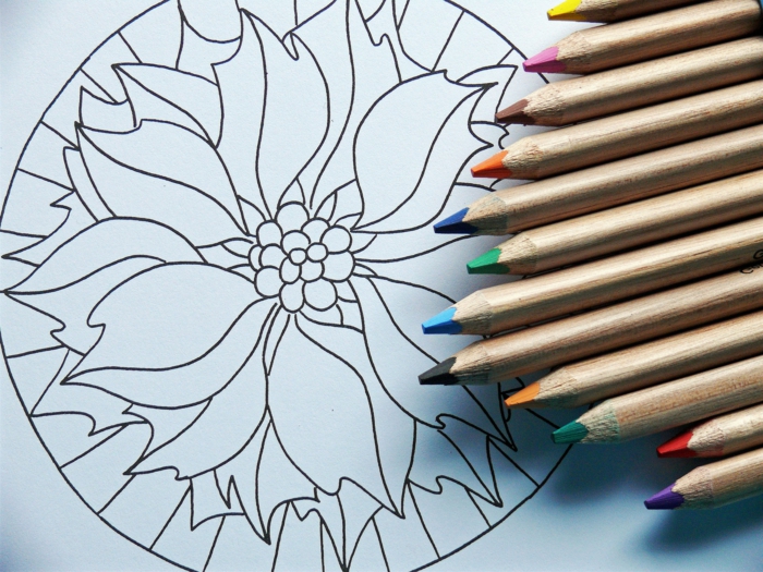 Fleur mandala coloriage gratuit à imprimer, quelles sont les plus belles pages dessin photo crayons prets a colorier 