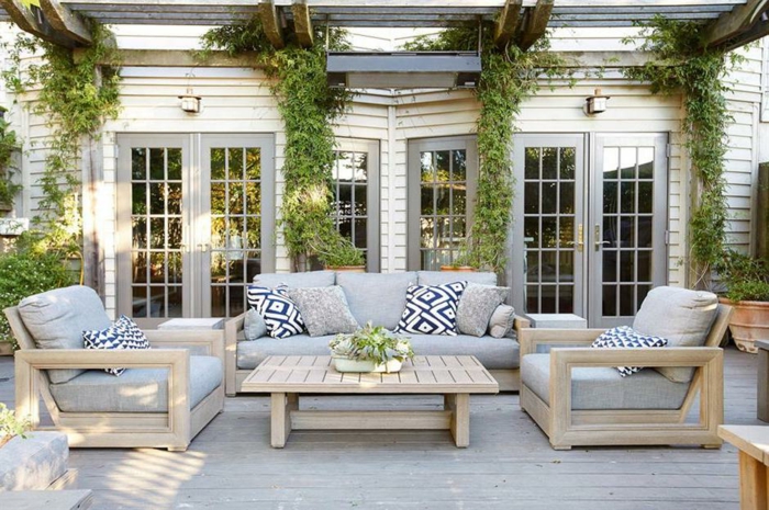Terrasse amenagement exterieur jardin, idee jardin paysagiste avec coin de repos meubles salon jardin