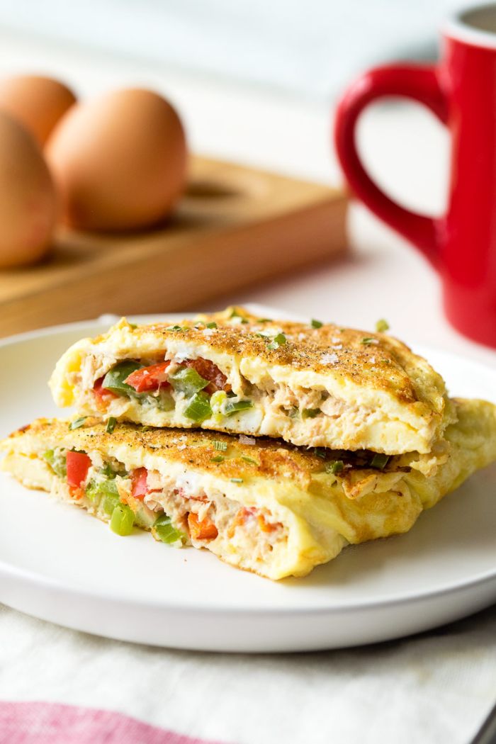 omelette avec farce de légumes et du thon, quoi manger keto pour maigrir recettes équilibrées