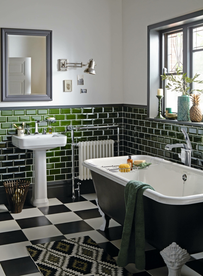 Vintage salle de bain carrelage verte peinture blanche, quelle couleur pour une salle de bain idée originale