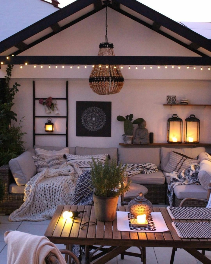Terrasse de jardin avec meubles jolis fond d'écran hiver, fond d'écran cocooning photo cosy vibrations
