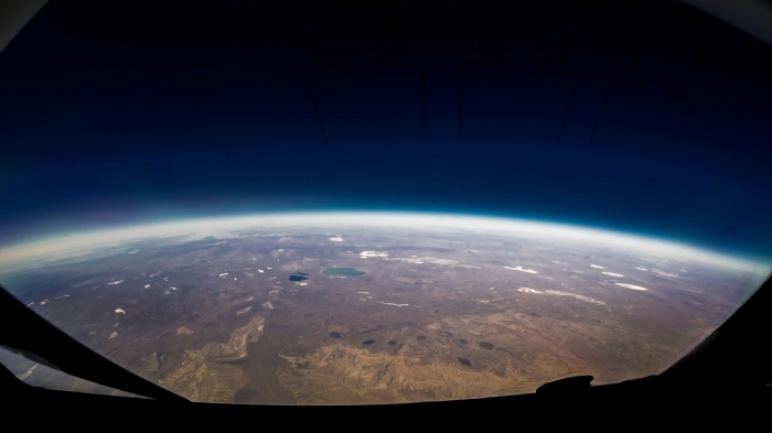 fond d écran gratuit sur le thème d'espace, image vue de la terre depuis l'espace pour wallpaper ordinateur original
