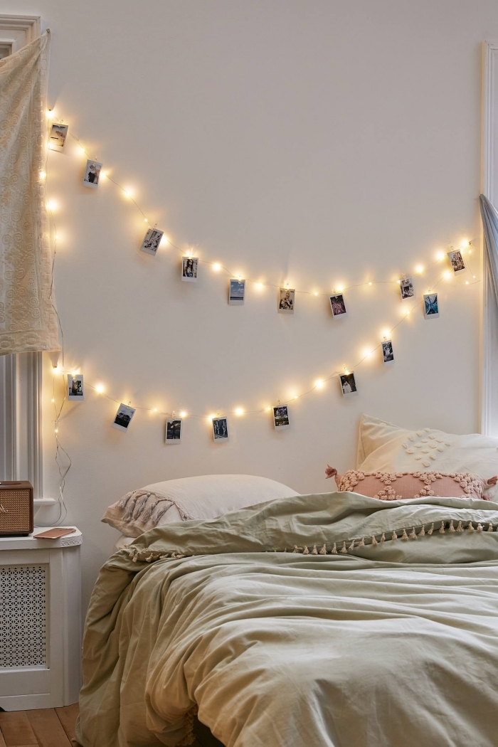 modèle de guirlande lumineuse chambre ado à personnaliser avec photos, idée comment décorer les murs dans sa chambre ado