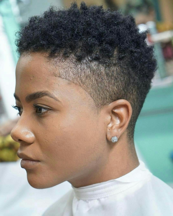 Featured image of post Coupe Cheveux Court Femme Africaine Facebook comment choisir sa coupe de cheveux id ale en fonction de son visage